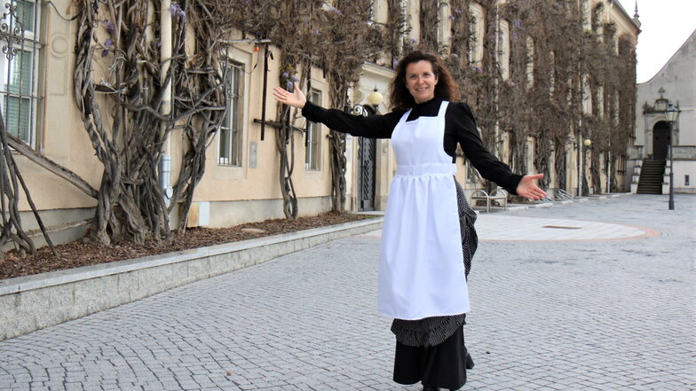 Zofe Anna begleitet in diesem Jahr die Besucher auf dem historischen Rundgang durchs Riesaer Rathaus.
