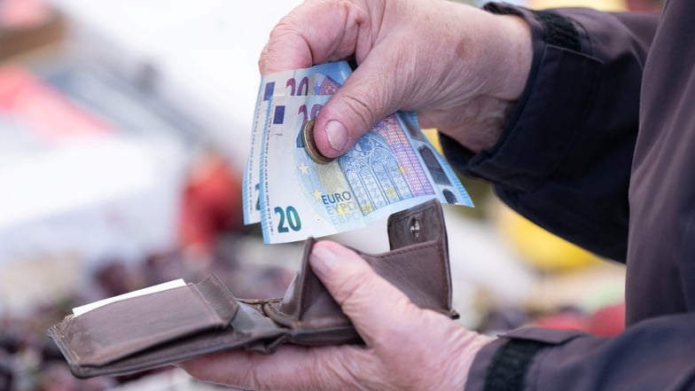 Die Sachsen haben statistisch mehr Geld im Portemonnaie, weil die Löhne gestiegen sind.