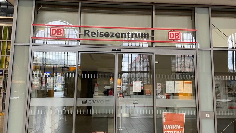 Auch das Reisenzentrum am Bahnhof Neustadt bleibt geschlossen.