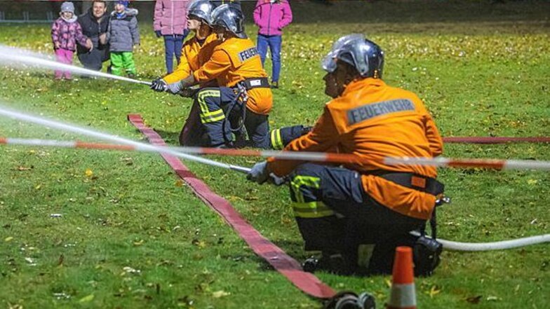 In Kottmarsdorf finden am 1. Mai Wettkämpfe mehrerer Freiwilliger Feuerwehren des Landkreises, aus Polen und Tschechien statt.