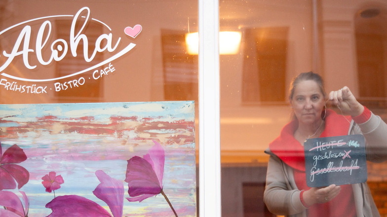 "Tschüss, Kamenz. Aloha!" Monique van Nuland hat ihr Café in der Kamenzer Altstadt endgültig geschlossen.