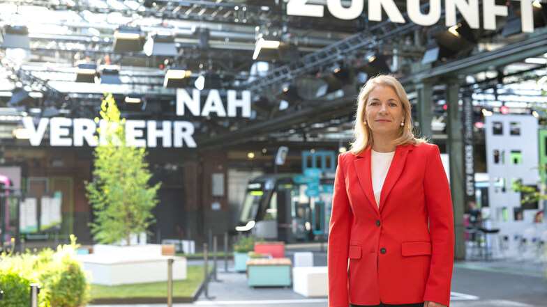 Evelyn Palla, Vorstand Regionalverkehr der Deutschen Bahn AG.