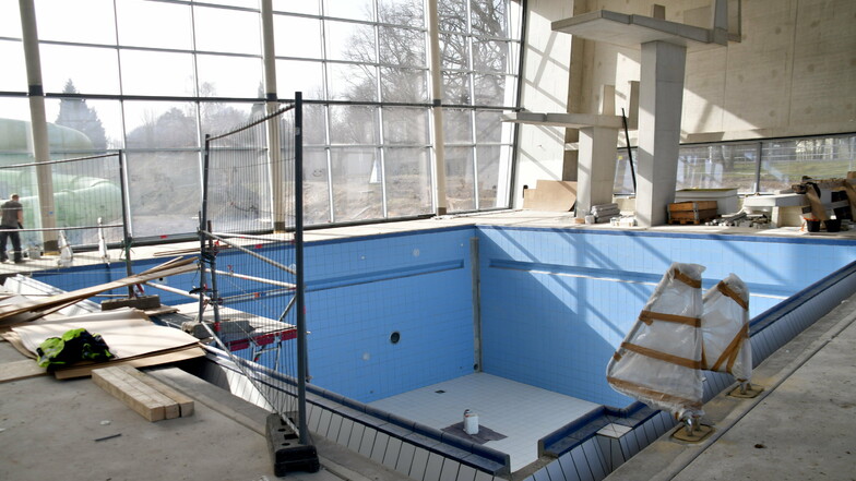 Im Kombibad wird es ein eigenes Sprungbecken mit Einer-, Dreier- und Fünfer-Ebene geben.