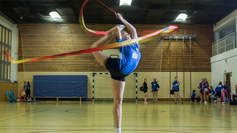 Anna Lena Fischer ist seit ihrem dritten Lebensjahr in der Rhythmischen Sportgymnastik aktiv.
