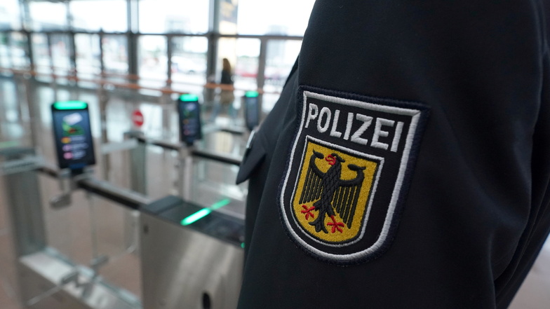 Mutmaßlicher Millionenbetrüger am Flughafen Frankfurt verhaftet