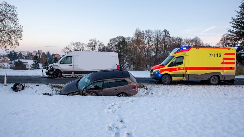 Großhennersdorf: Zwei Menschen nach Unfall verletzt