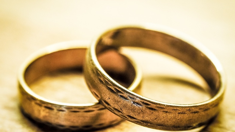 Zwei Ringe - Symbol eines getrauten Paares.