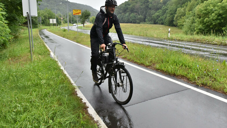 Fast täglich ist Holger Seifert auf dem Fahrradweg zwischen Tharandt und Freital unterwegs.