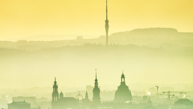 Dresden, kurz nach dem Sonnenaufgang: Der Frühling zeigt sich auch in den kommenden Tagen von seiner besten Seite.