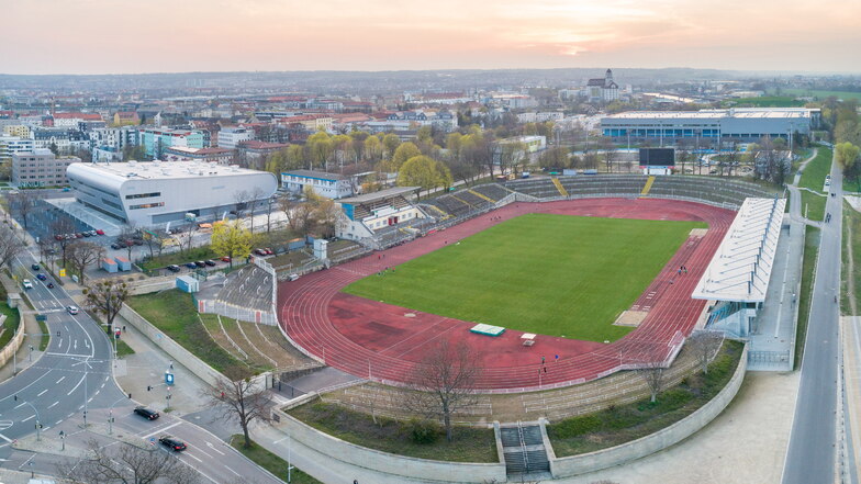 Das Heinz-Steyer-Stadion soll zu einer modernen Sport- und Veranstaltungsarena werden. Dafür bekommt Dresden Fördergeld.