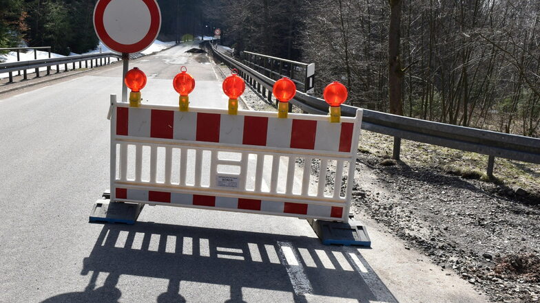 Bis Ende Februar wird es halbseitige Sperrungen auf der Frauensteiner Straße bei Neurehefeld geben. (Symbolfoto)
