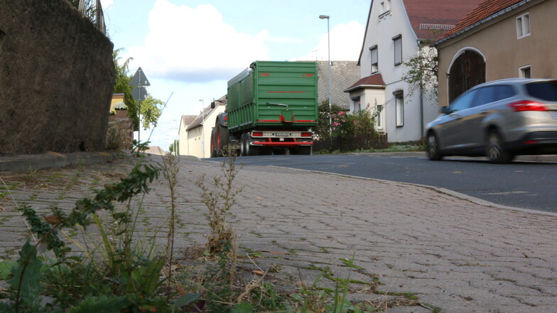 Die Oschatzer Straße in Ostrau steht ganz oben auf der Prioritätenlisten für den kommunalen Straßenbau.