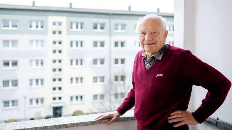 Christian Müller ist auch mit 87 Jahren noch aktiv für den Senioren Experten Service. Er würde sich freuen, wenn sich mehr ehemalige Führungskräfte und Spezialisten für das Ehrenamt finden.