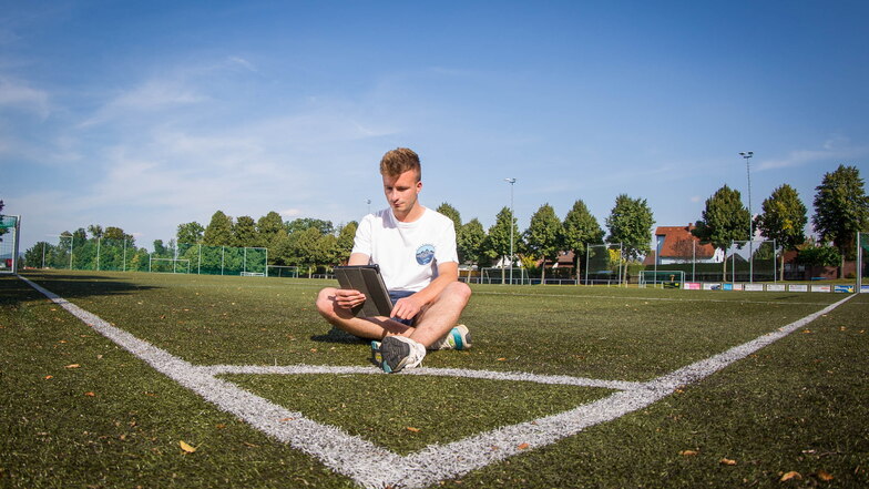Auch der Vereinssport ist digitaler geworden: Nick Rösler vom TSV Wachau.