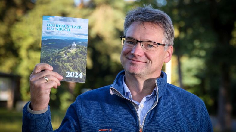 Von Ortsjubiläen bis zur Hochstapler-Geschichte: Das steht im Oberlausitzer Hausbuch 2024