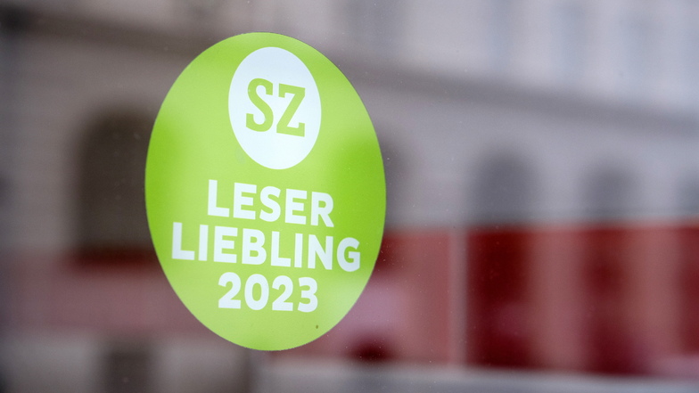Diesen SZ-Leser-Liebling-2023-Aufkleber erhalten unsere Top 3-Weihnachtswurst-Produzenten.