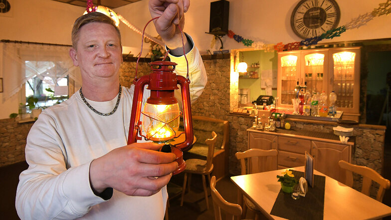 Ende des Monats macht Gastronom Andreas Müller in der letzten regulär geöffneten Gaststätte Harthas das Licht aus. Wer dann essen gehen möchte, muss die Stadt verlassen.