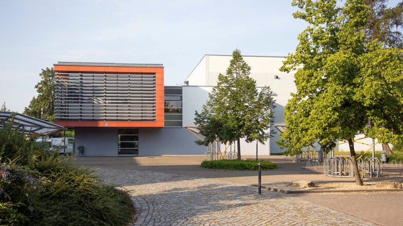 Turnhalle am Gymnasium Coswig: Die Sanierung soll in den Sommerferien 2025 beginnen.