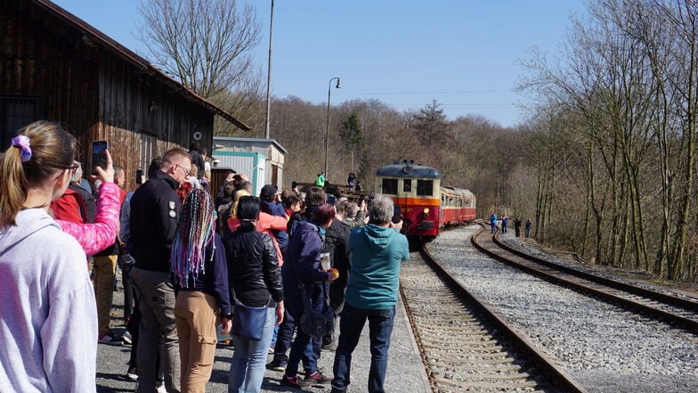 Vor 2,5 Jahren fuhr der erste Zug nach rund 15 Jahren wieder in Telnice ein.