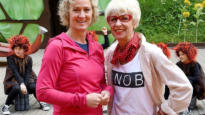 Am Montag traf Regisseurin Katrin Wolfram (links) die Autorin Monika Ehrhardt in Rathen.