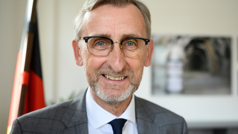 Armin Schuster, 60, wird neuer Innenminister in Sachsen.