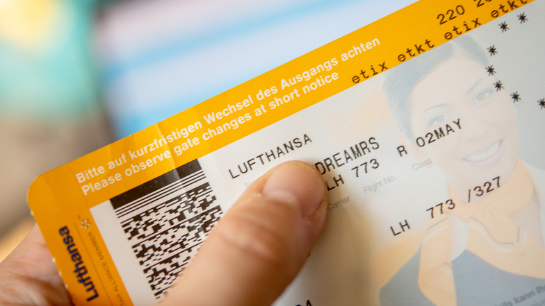 Fluggäste müssen sich ab Mai auf höhere Ticketpreise einstellen. Grund ist eine Erhöhung der Ticketsteuer, die für alle Passagiere anfällt, die von deutschen Flughäfen abheben.