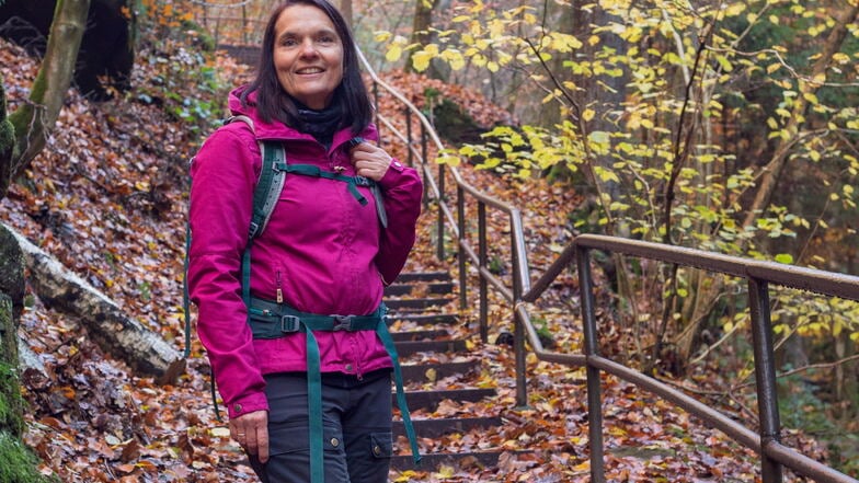 Seit Kindesbeinen ist Alrun Flechsig gern in der Sächsischen Schweiz unterwegs. Heute begeistert sie als Nationalparkführerin Touristen für ihre Heimat.