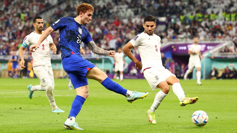 Fußball-WM: USA und England stehen im Achtelfinale