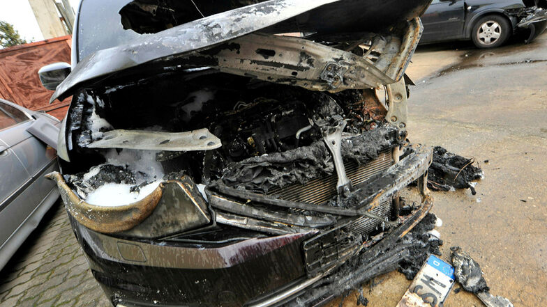 Auto von AfD-Chef Chrupalla abgebrannt