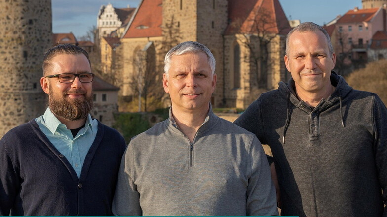 Die Initiative "Freie Wähler - Zukunft für Bautzen" will mit Stefan Mücke, Mike Hauschild und Rico Amft (v.l.) zur Stadtratswahl in Bautzen antreten.