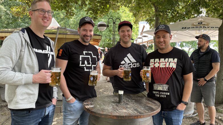 Rammstein in Dresden: Fans genießen Freizeit vor dem Konzert