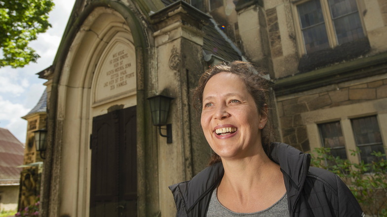 Annegret Fischer, Pfarrerin der Friedenskirche, leitet das neue gemeinsame Pfarramt für das Kirchspiel Radebeul und Moritzburg/Reichenberg.