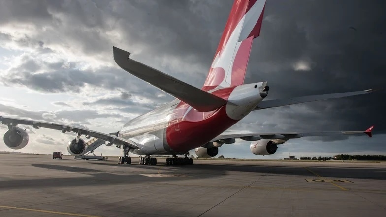 Der Airbus A380 der australischen Fluggesellschaft Qantas konnte am Freitag nicht in Dresden starten, heute hat es geklappt.