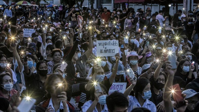 Demonstranten wollen den Rücktritt der thailändischen Regierung.