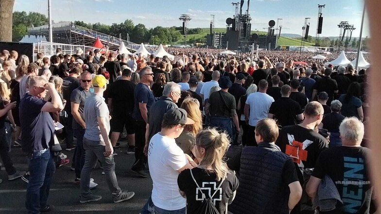 Rammstein-Tournee in Deutschland: Das erste Dresden-Konzert hat begonnen