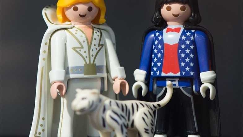 Die Zauberkünstler Siegfried und Roy sind ebenfalls unter den gut 5.000 Playmobil-Figuren.