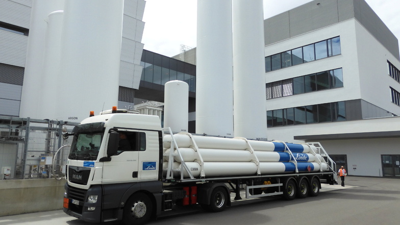 Industriegas per Lastwagen: Bosch Dresden wird beispielsweise von Linde beliefert.