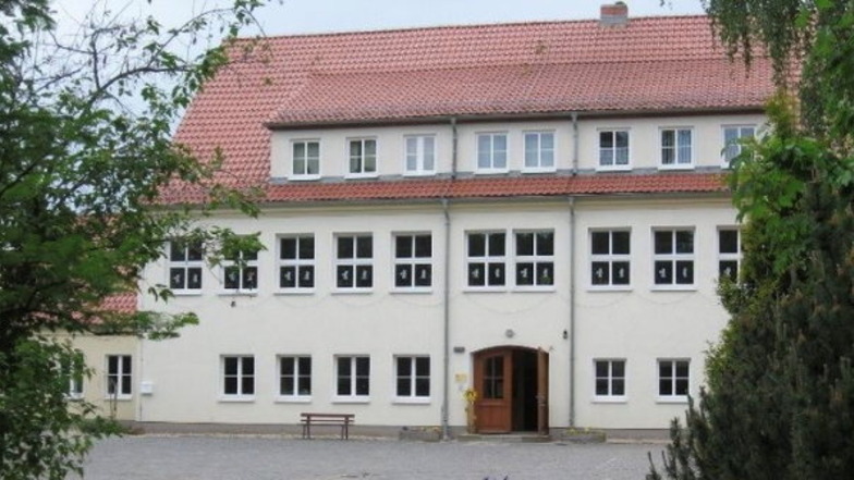 Die Wilhelm-Schneller-Grundschule Kalkreuth. Hier wird im Sommer gearbeitet. Doch nicht alles scheint schon geklärt.