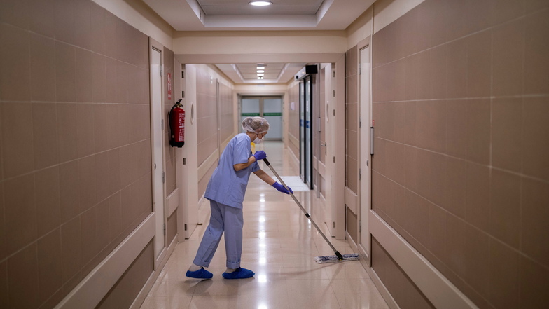 Sauberkeit ist wichtig im Krankenhaus. Um Infektionen zu vermeiden, braucht es aber viel mehr.