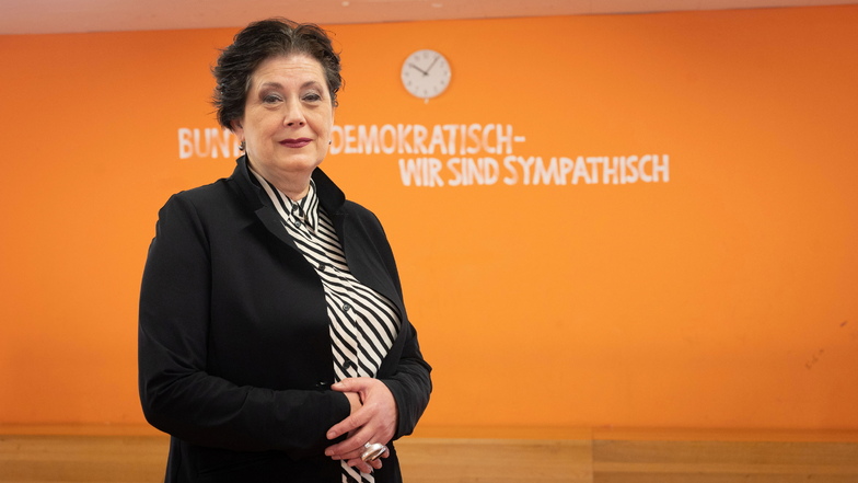 Kinder kommen aus 41 Ländern: Wie diese Dresdner Schulleiterin für die Zukunft ihrer Schüler kämpft