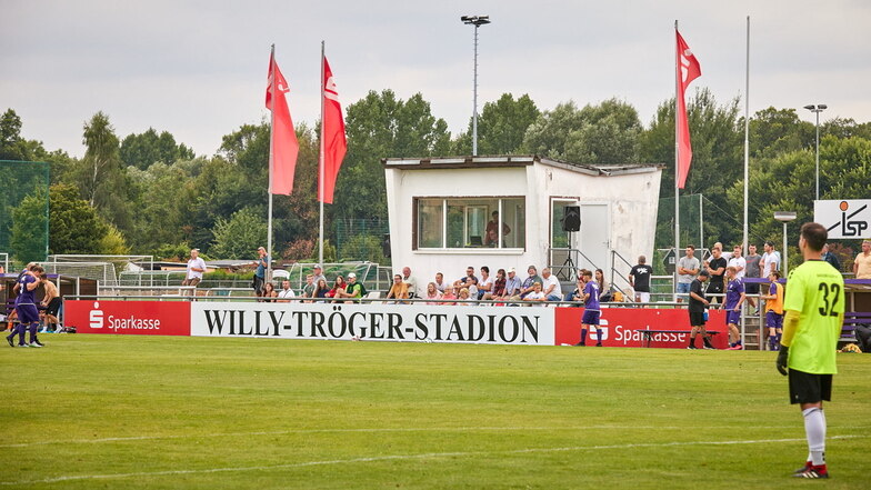 Im Willy-Tröger-Stadion in Pirna findet das Sachsenpokalspiel von Frisch Auf Wurzen gegen Dynamo Dresden nun doch nicht statt.