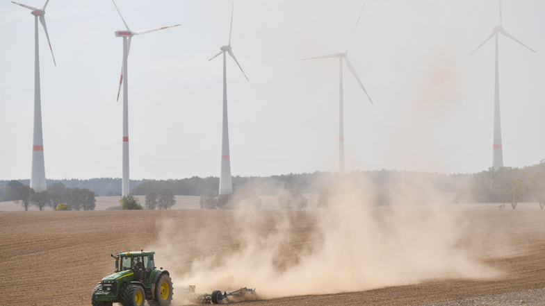 Regierungen planen neue Windparks, weil sie wissen, dass mehr Klimaschutz mehr erneuerbare Energien erfordert.