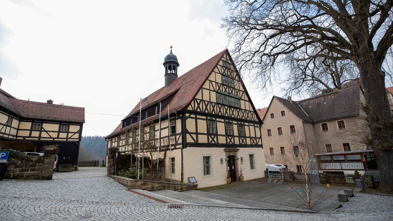 Außenansicht vom Rathaus Hohnstein in dem Landkreis Sächsische Schweiz-Osterzgebirge.
Foto: Daniel Schäfer