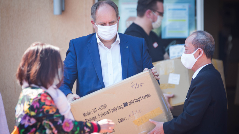Oberbürgermeister Dirk Hilbert (FDP) fürchtet durch die "Leichtigkeit des Lebens" neue Infektionen.