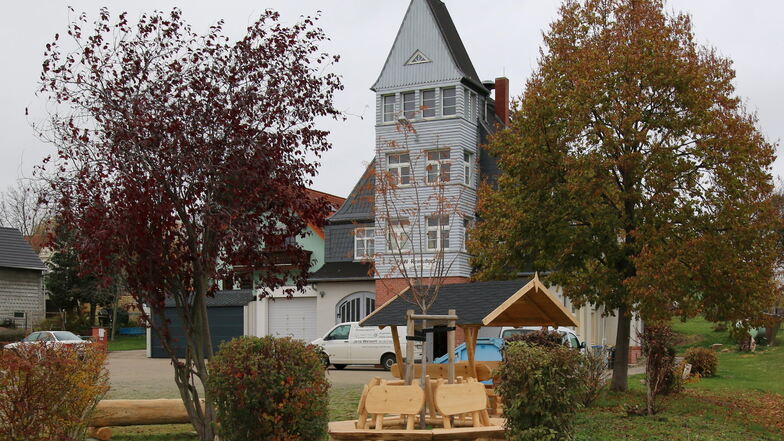 Immer wieder gibt es Kritik am Umbau des Feuerwehrgerätehauses in Reinsdorf.