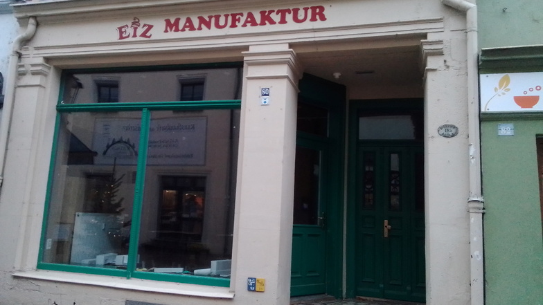 Aus der "Eiz Manufaktur" in der Pirnaer Innenstadt wird das "Säschwi-Store & Eiscafé". Neueröffnung ist im Januar.