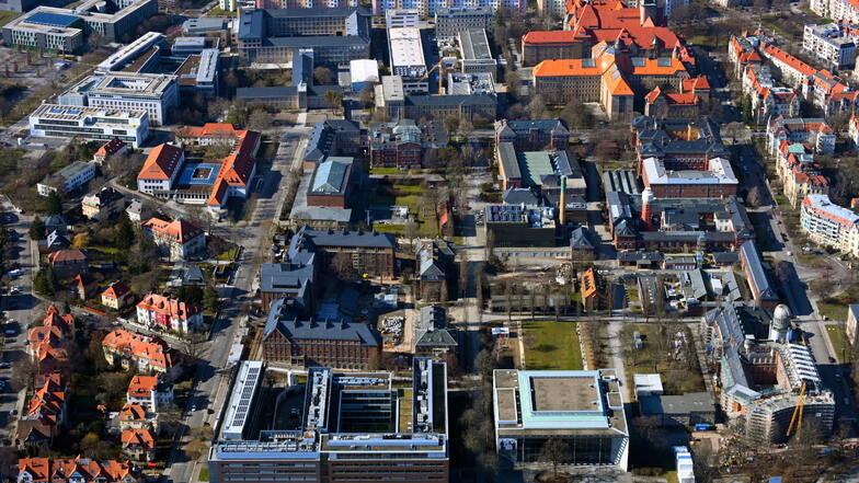 Sachsen bleibt bei seinen hohen Studentenzahlen und baut die Hochschulen weiter aus. Hier der zentrale Campus der Technischen Universität Dresden.