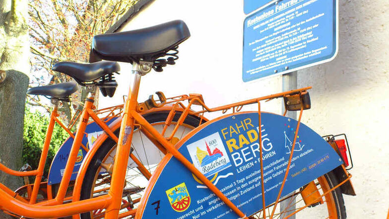 Die orangefarbenen Räder sind wieder in Radebergs Straßen zu sehen.