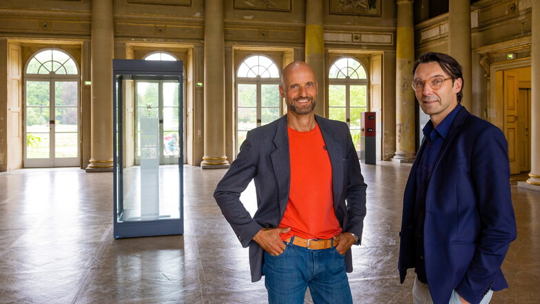 Zwei Chefs, eine Vision: Dirk Welich, Schloss- und Parkdirektor (l.) und Thomas A. Geisler, Direktor des Kunstgewerbemuseums der Staatlichen Kunstsammlungen Dresden, wollen die barocke Anlage für die Besucher gemeinsam entwickeln.
