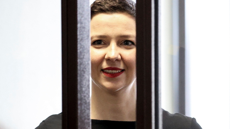 Maria Kolesnikova war eine Führerin der belarussischen Opposition. Vor wenigen Tagen hat in Minsk der Prozess gegen die
Musikerin begonnen, fast ein Jahr nach ihrer Festnahme.
